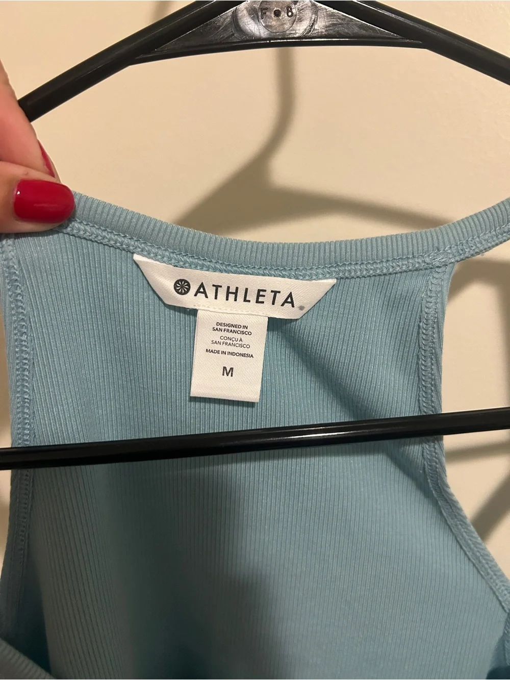New! Athleta Light Blue Signature Rub Wide Binding Tank Crop Tank Medium NWT - Picture 2 of 4